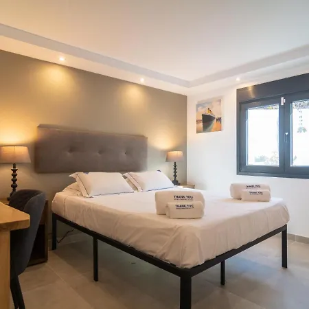 Holiday home In Chapas Playa With Private Heated Pool Marbella