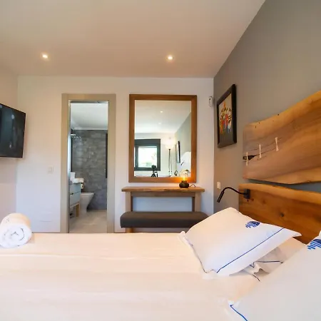 In Chapas Playa With Private Heated Pool Holiday home