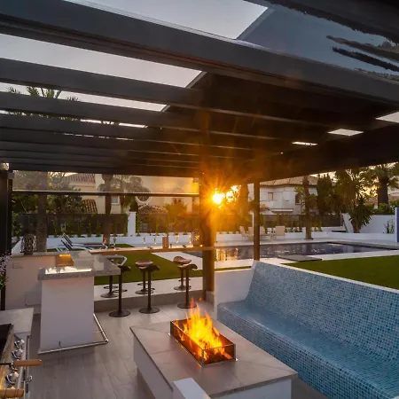 Holiday home In Chapas Playa With Private Heated Pool *