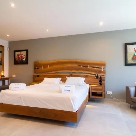In Chapas Playa With Private Heated Pool Holiday home *